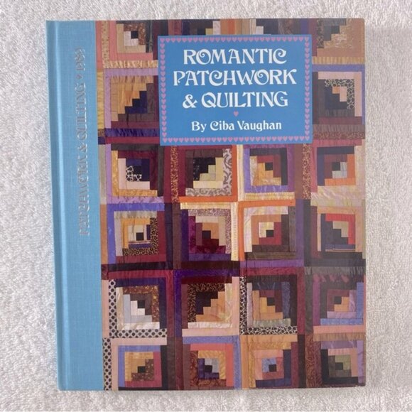 Vintage 1989 Romantic Patchwork And Quilting Hard Cover Book - Picture 1 of 15